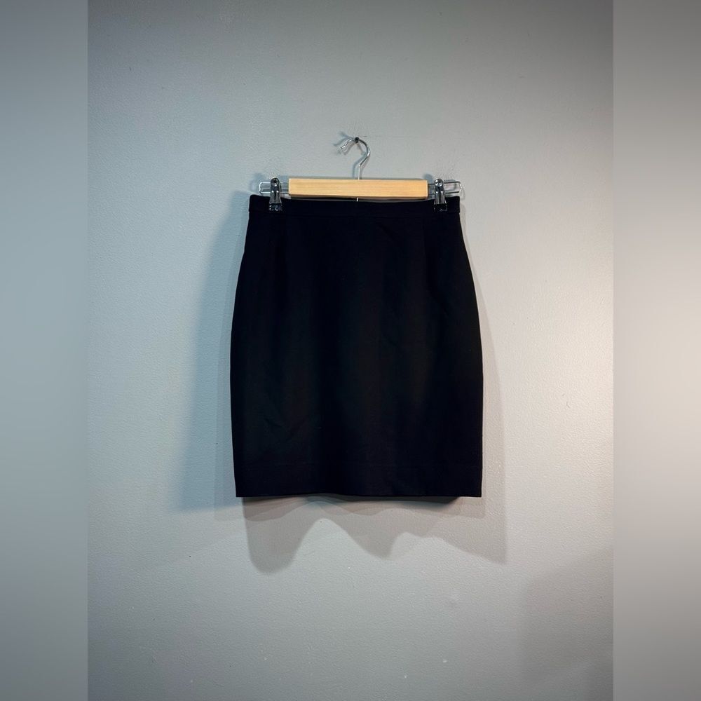 Black Vintage Escada Basic Black Wool Skirt Size 2 EUC